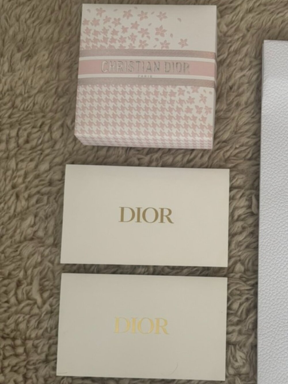 Bundle of Dior gift packaging - Picture 3 of 6